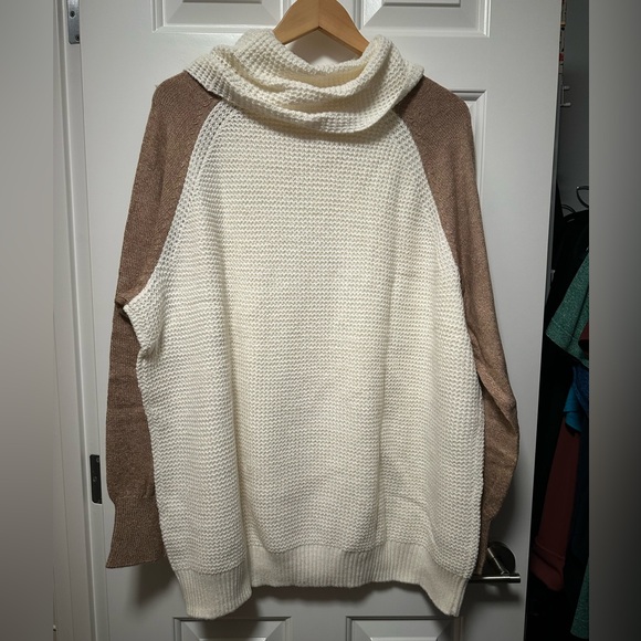 Market & Spruce Sweater - Picture 8 of 8